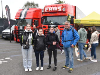 Les 24 heures du Mans camions pour Cécilia, Léa et Taïna