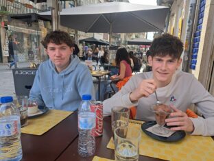 Direction Porto pour Thomas et Yanis ! Direction Porto pour Thomas et Yanis !